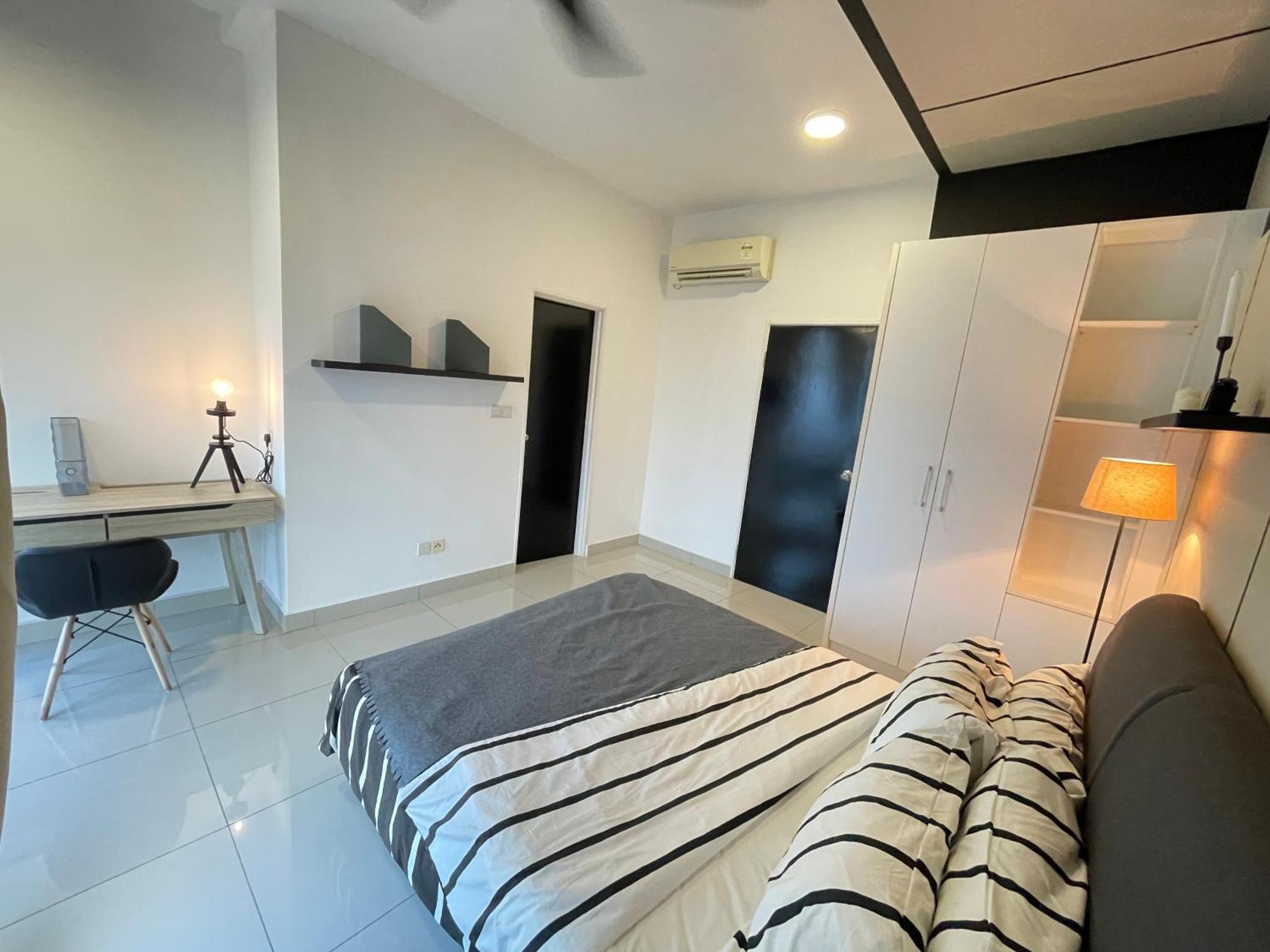 Twin Galaxy Residences 1+1 Homestay @ ยะโฮร์บาห์รู ภายนอก รูปภาพ